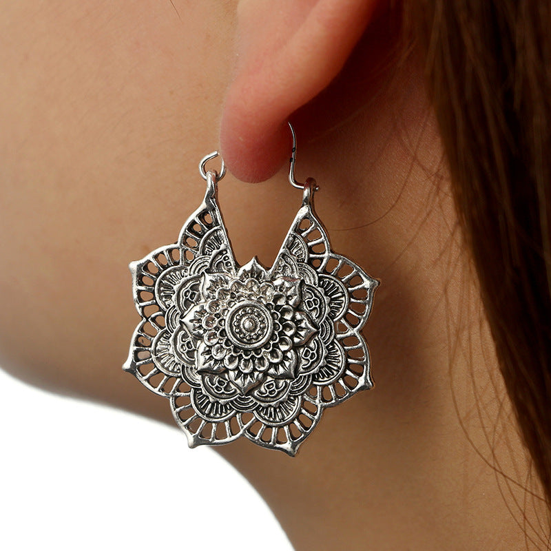 Vintage ethnic style metal openwork floral flower earrings