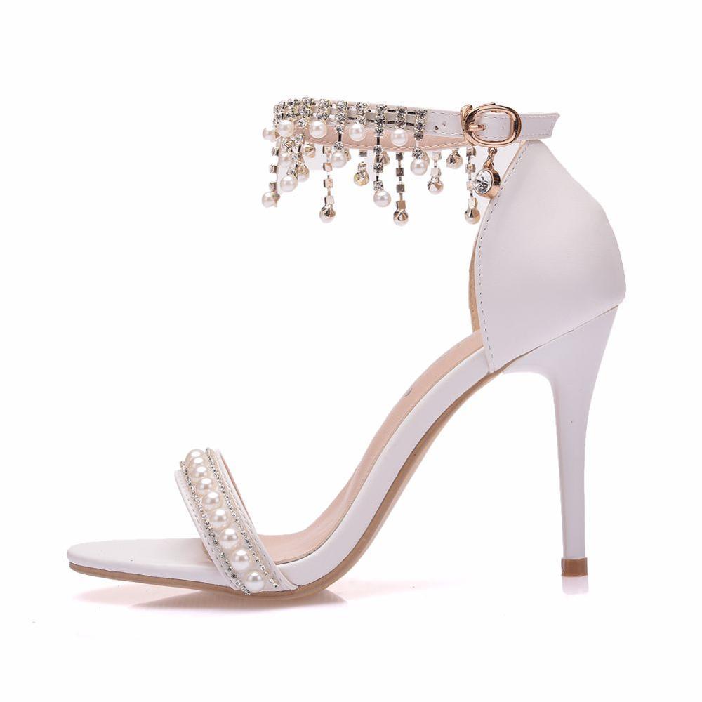 High heeled shoes with Beaded tassels